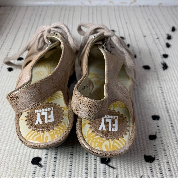 Fly London Ylfa Luna Rose Gold Wedge Sandal - Picture 4 of 9